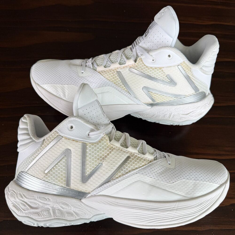 New Balance FuelCell Two WXY V4 BB2WYWT4 White Basketball Men's Sneaker size 12D